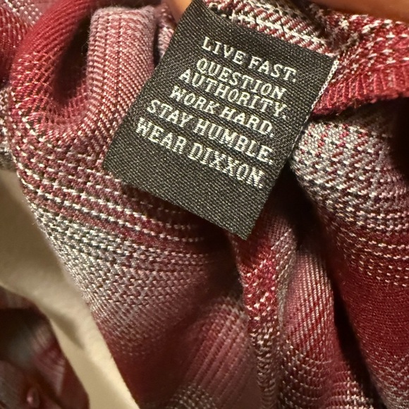 DIXXON Pinot and Gray Plaid Pearl Snap Button Flannel Size S - Picture 8 of 9